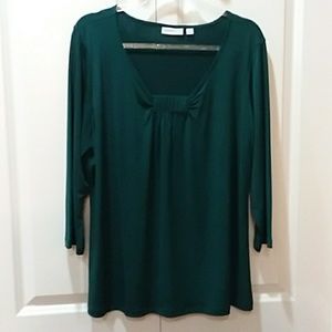 Susan Graver ivy green, 3/4 sleeve length blouse